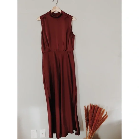 satin wine color dress Wine Satin Midi Dress With Side Slit